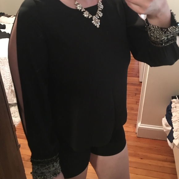 black top with open arms and jeweled sleeves L - Picture 2 of 5
